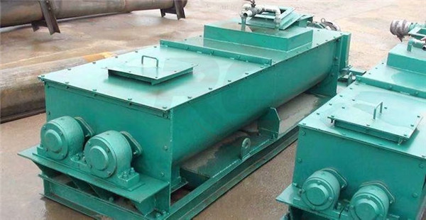 除尘器双轴加湿搅拌机的在线修复结构